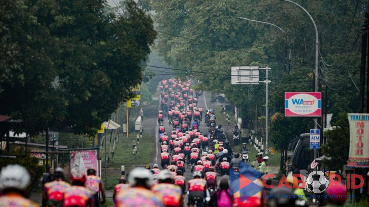 400 Pesepeda Adu Cepat Sambil Menikmati Keindahan Alam Jawa Tengah di Tour de Borobudur 2024