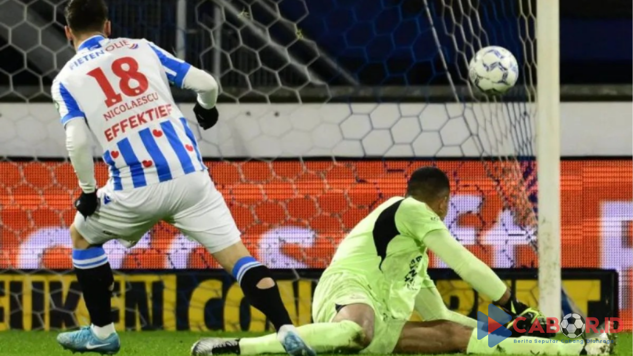 Hasil Liga Belanda: PSV Kalah, Ajax Raih Kemenangan