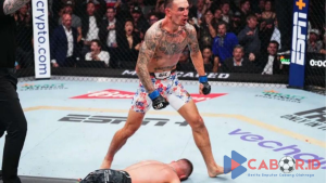 Pertarungan Max Holloway Lawan Justin Gaethje Berhasil Cetak KO Terbaik UFC Pada 2024