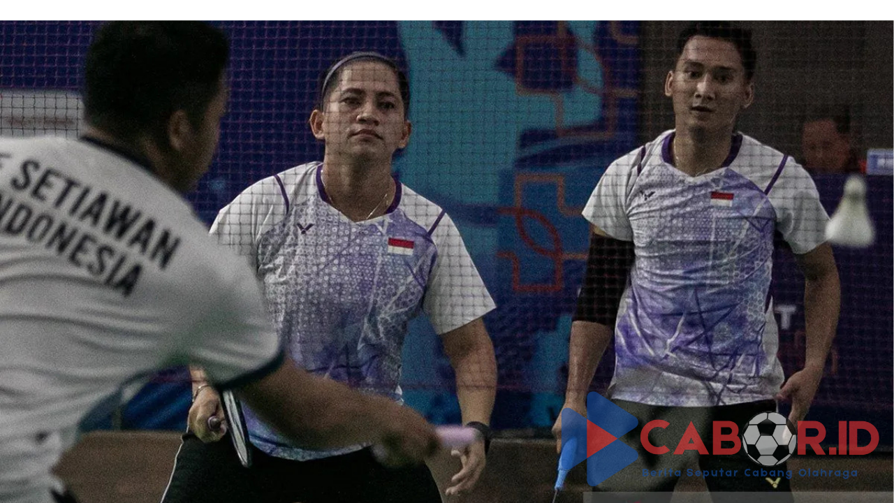 Hikmat/Ratri Raih Penghargaan Pasangan Terbaik BWF 2024