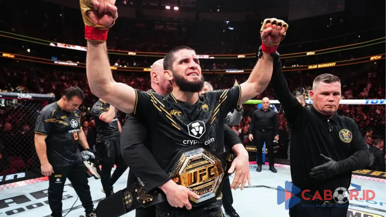 Islam Makhachev Berpeluang Cetak Sejarah saat Hadapi Arman di UFC 311