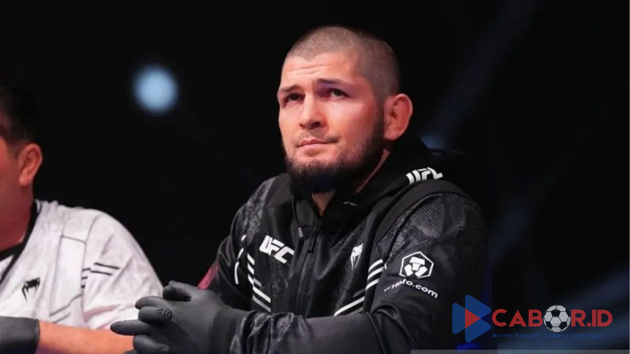 Khabib Nurmagomedov Jelaskan Soal Insiden Dirinya Dikeluarkan dari Pesawat