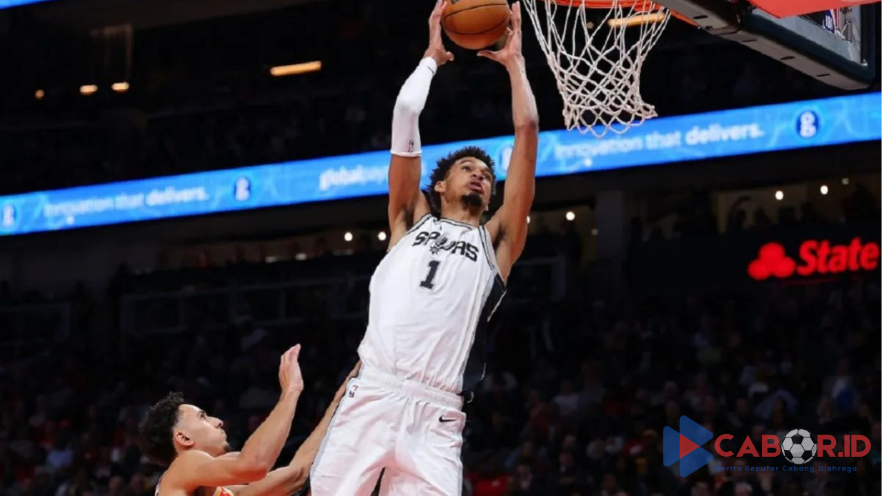 Wemby Berhasil Bawa Spurs Kalahkan Hawks Lewat Free Throw di Detik Akhir